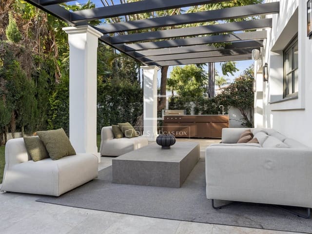 6 slaapkamer Villa te koop in Marbella met zwembad garage - € 10.850.000 (Ref: 10024889)