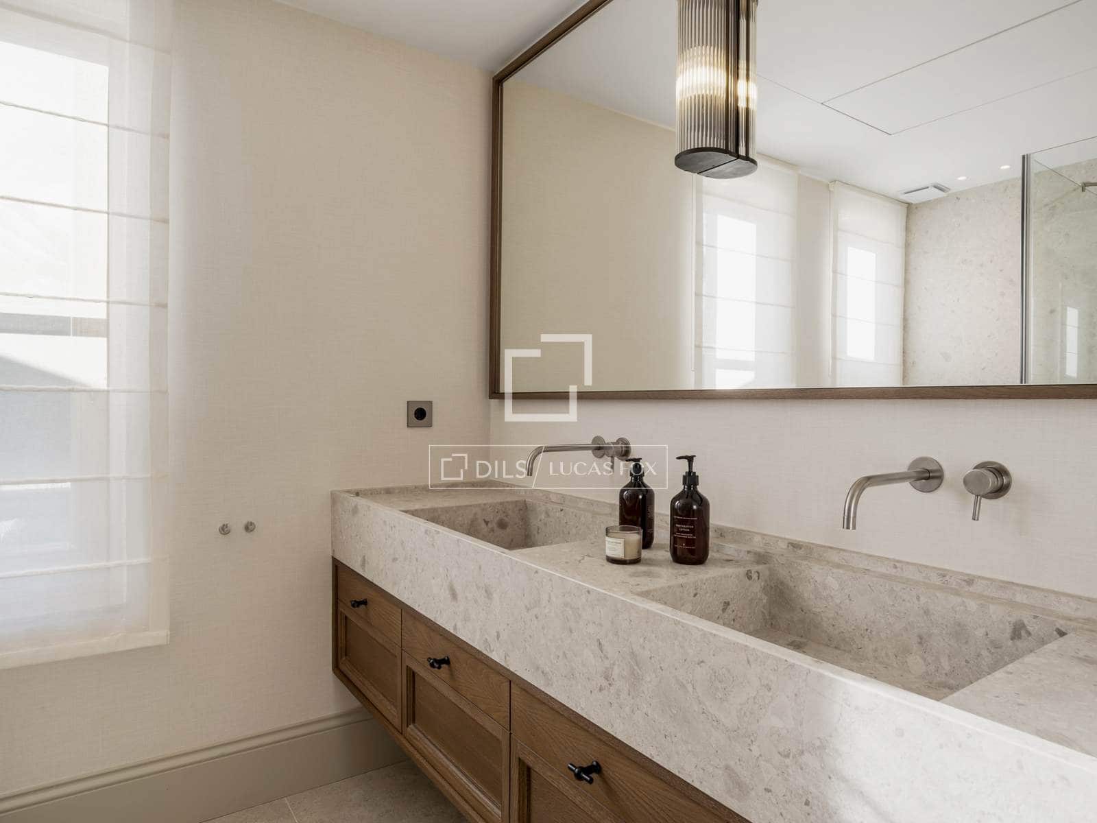 6 slaapkamer Villa te koop in Marbella met zwembad garage - € 10.850.000 (Ref: 10024889)
