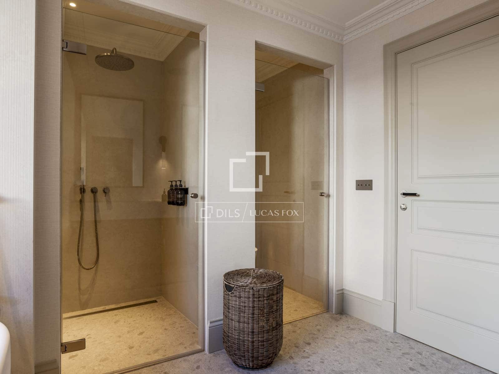 6 slaapkamer Villa te koop in Marbella met zwembad garage - € 10.850.000 (Ref: 10024889)