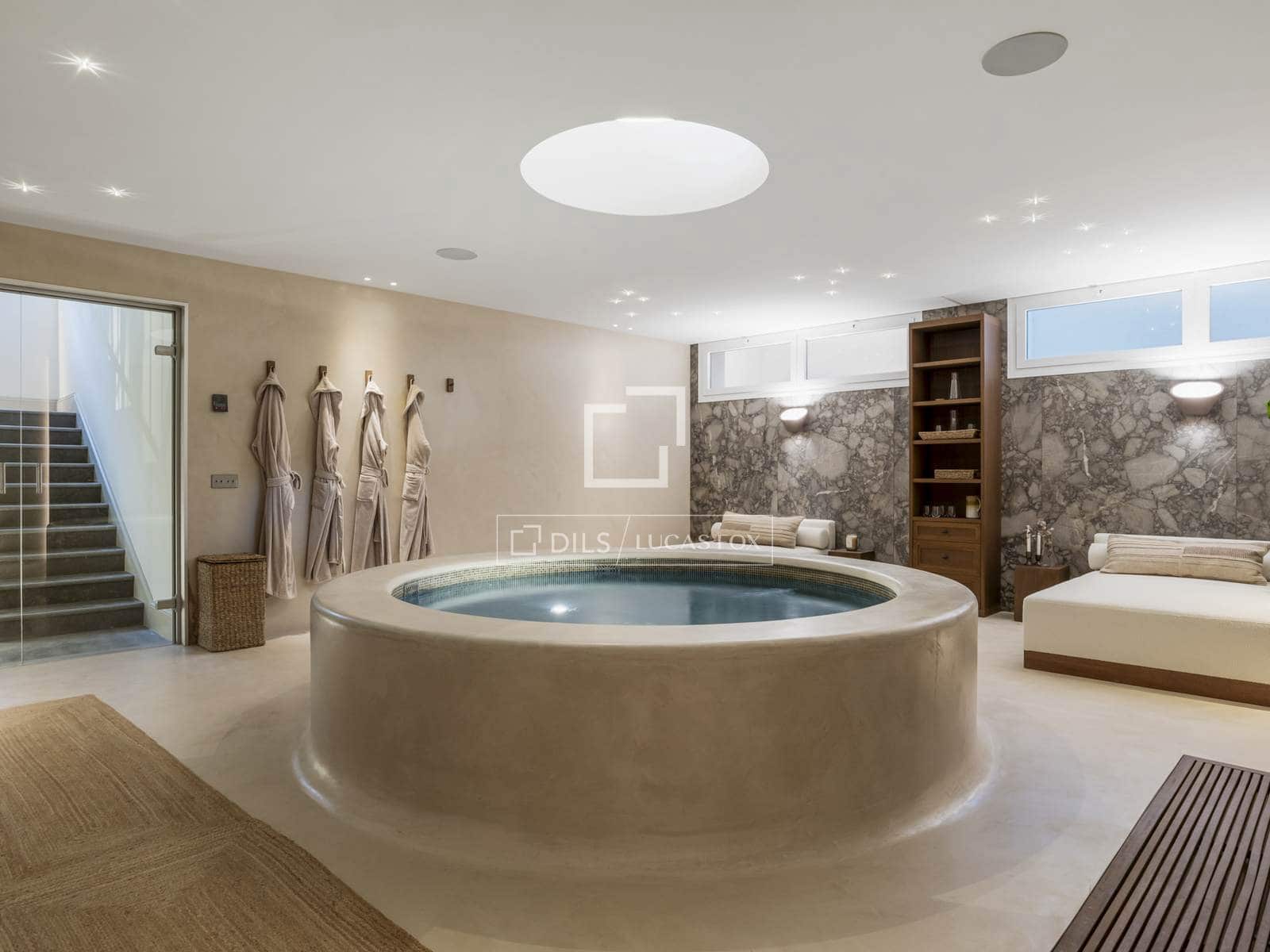 6 slaapkamer Villa te koop in Marbella met zwembad garage - € 10.850.000 (Ref: 10024889)