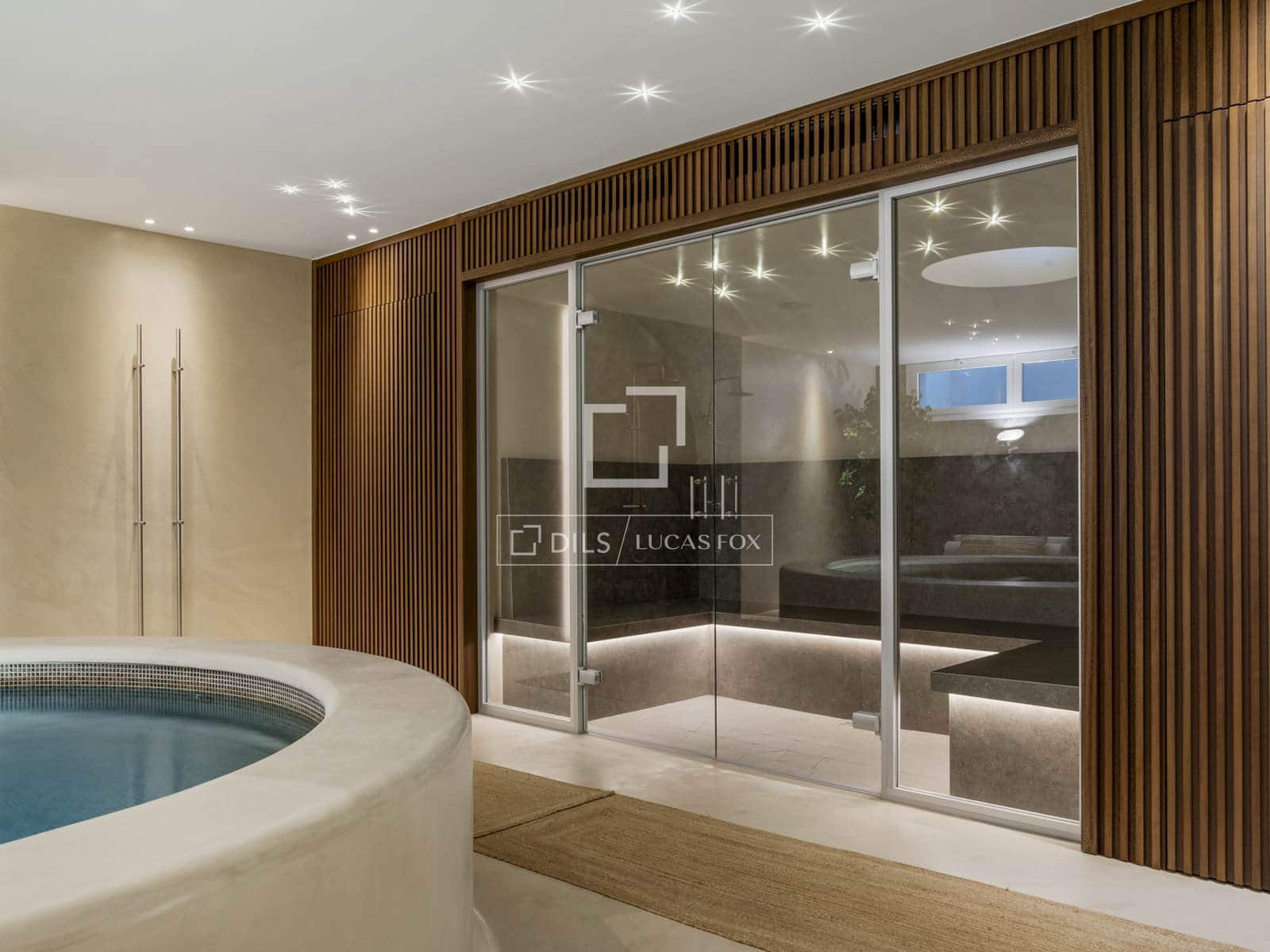6 slaapkamer Villa te koop in Marbella met zwembad garage - € 10.850.000 (Ref: 10024889)