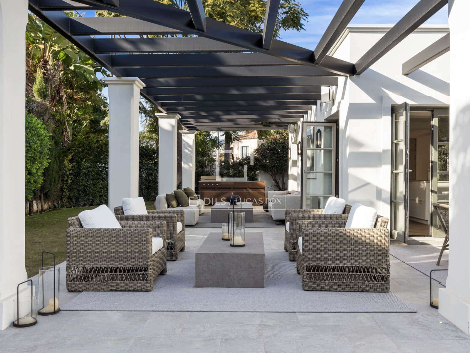 6 slaapkamer Villa te koop in Marbella met zwembad garage - € 10.850.000 (Ref: 10024889)