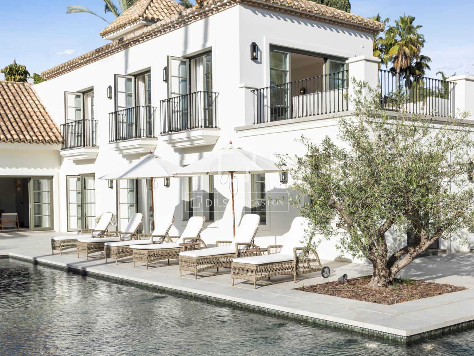 6 slaapkamer Villa te koop in Marbella met zwembad garage - € 10.850.000 (Ref: 10024889)