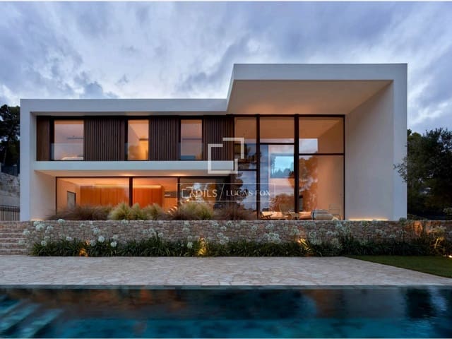 3 camera da letto Villa in vendita in Santa Cristina d'Aro con piscina garage - 950.000 € (Rif: 10024890)