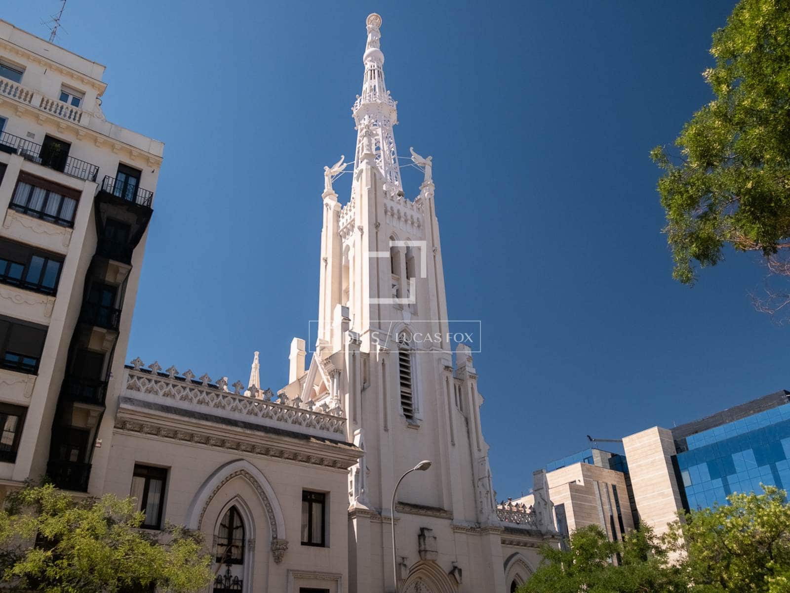 2 bedroom Apartment for rent in Madrid city - € 4,000 (Ref: 10024891)