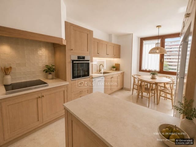 4 bedroom Apartment for sale in Palma de Mallorca with garage - € 660,000 (Ref: 10025991)