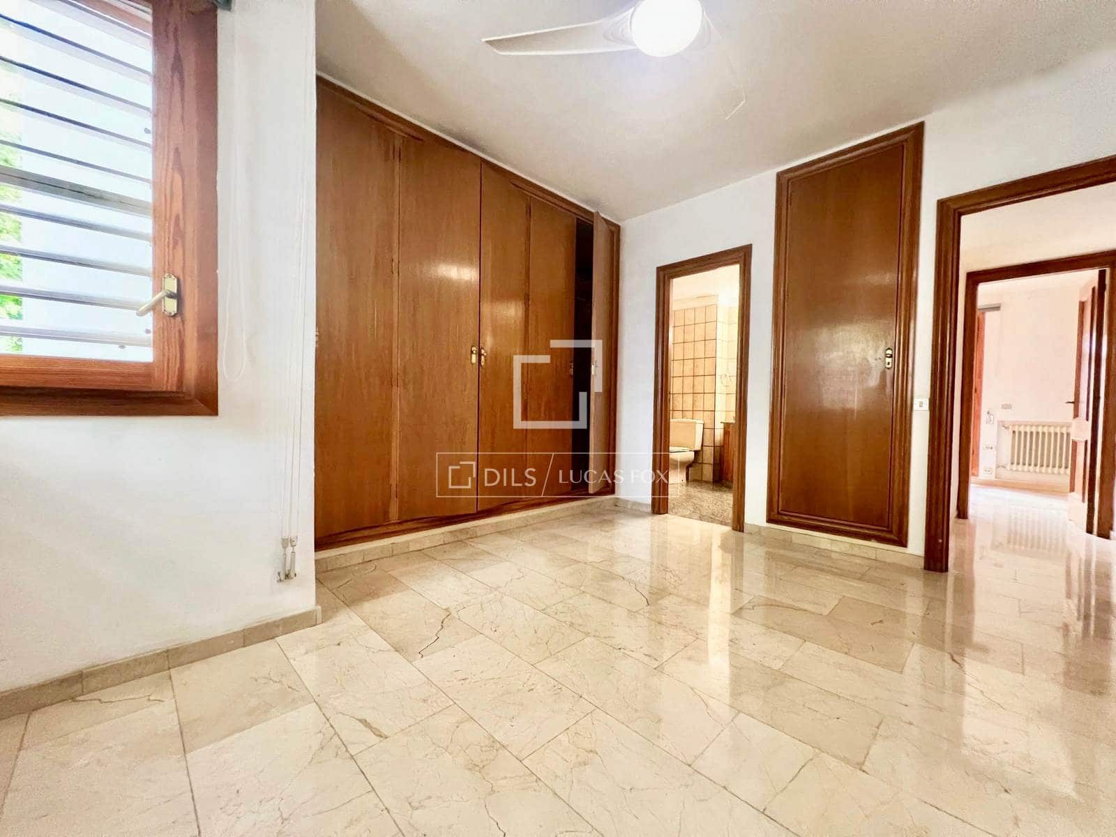 4 bedroom Apartment for sale in Palma de Mallorca with garage - € 660,000 (Ref: 10025991)