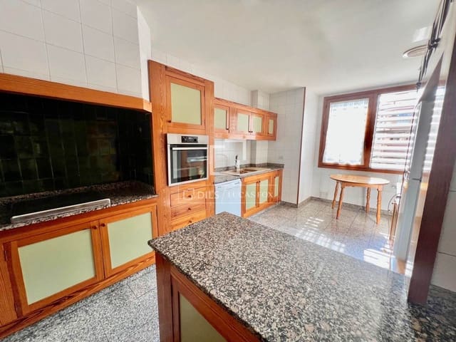 4 bedroom Apartment for sale in Palma de Mallorca with garage - € 660,000 (Ref: 10025991)
