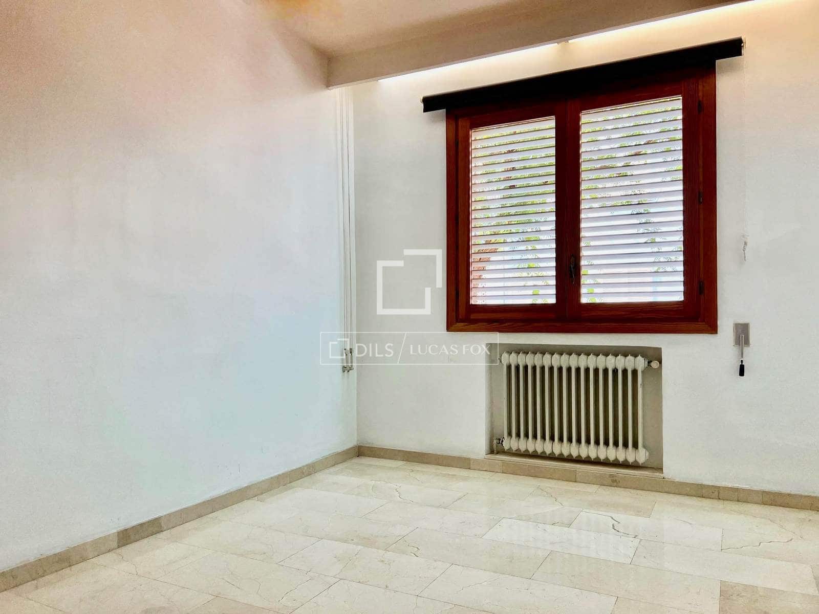 4 bedroom Apartment for sale in Palma de Mallorca with garage - € 660,000 (Ref: 10025991)
