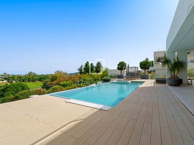 Chalet de 5 habitaciones en Marbella en venta con piscina garaje - 4.595.000 € (Ref: 10025992)