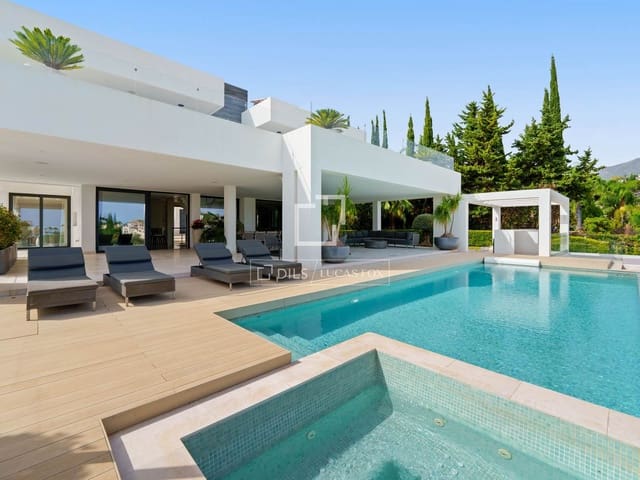 Chalet de 5 habitaciones en Marbella en venta con piscina garaje - 4.595.000 € (Ref: 10025992)
