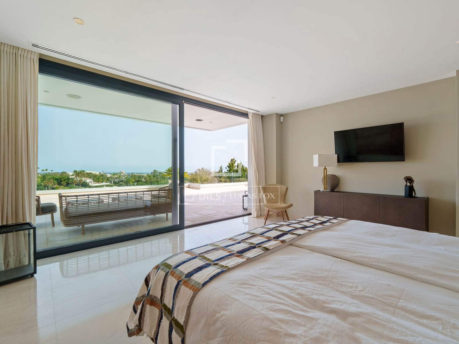Chalet de 5 habitaciones en Marbella en venta con piscina garaje - 4.595.000 € (Ref: 10025992)