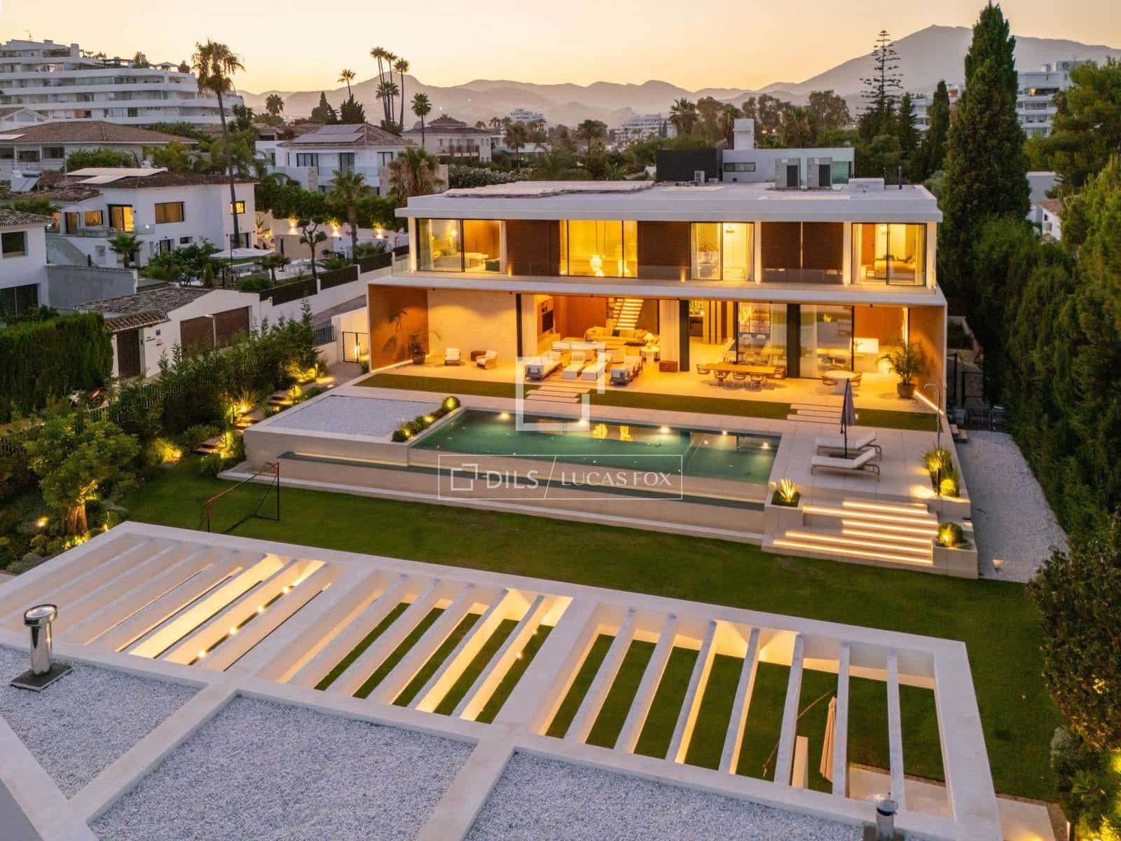 6 camera da letto Villa in vendita in Marbella con piscina garage - 5.995.000 € (Rif: 10026158)
