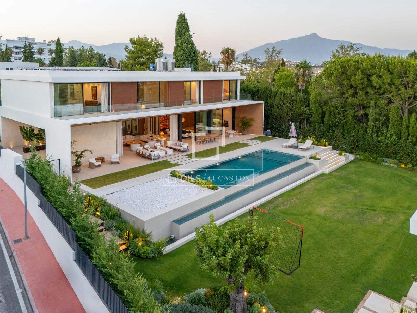 6 camera da letto Villa in vendita in Marbella con piscina garage - 5.995.000 € (Rif: 10026158)