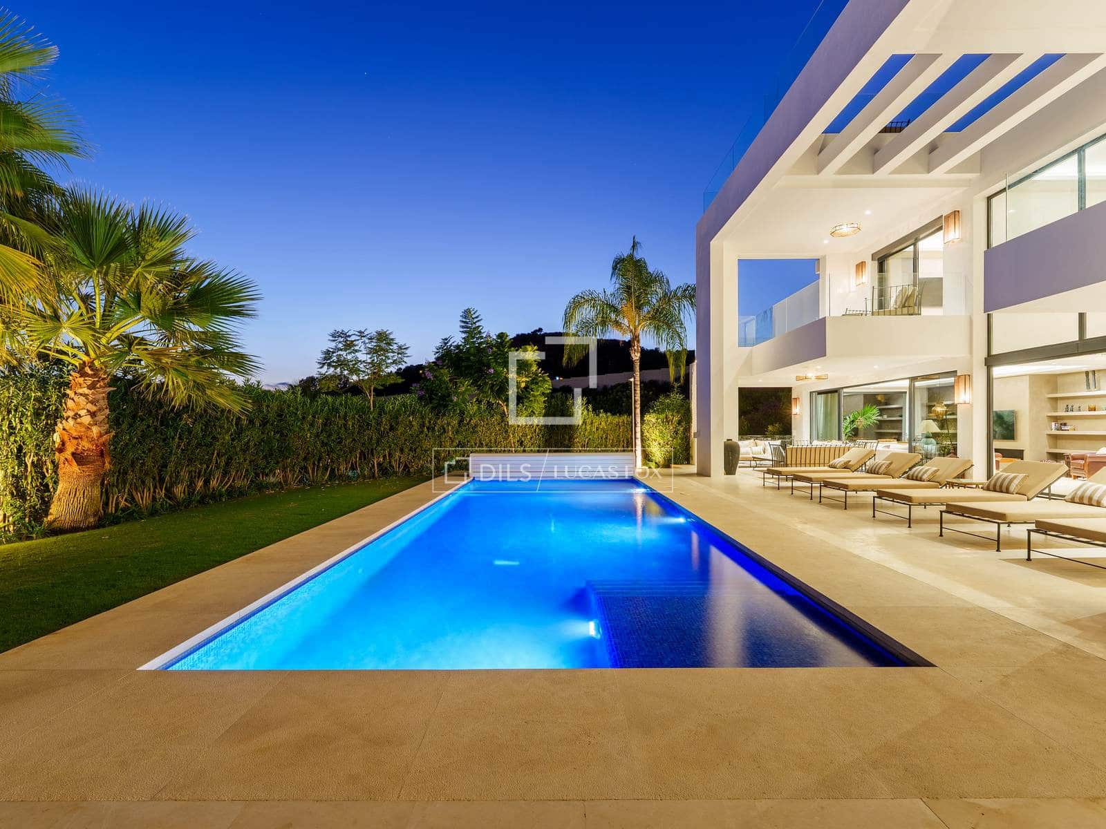 6 bedroom Villa for sale in Marbella with pool garage - € 3,895,000 (Ref: 10026159)