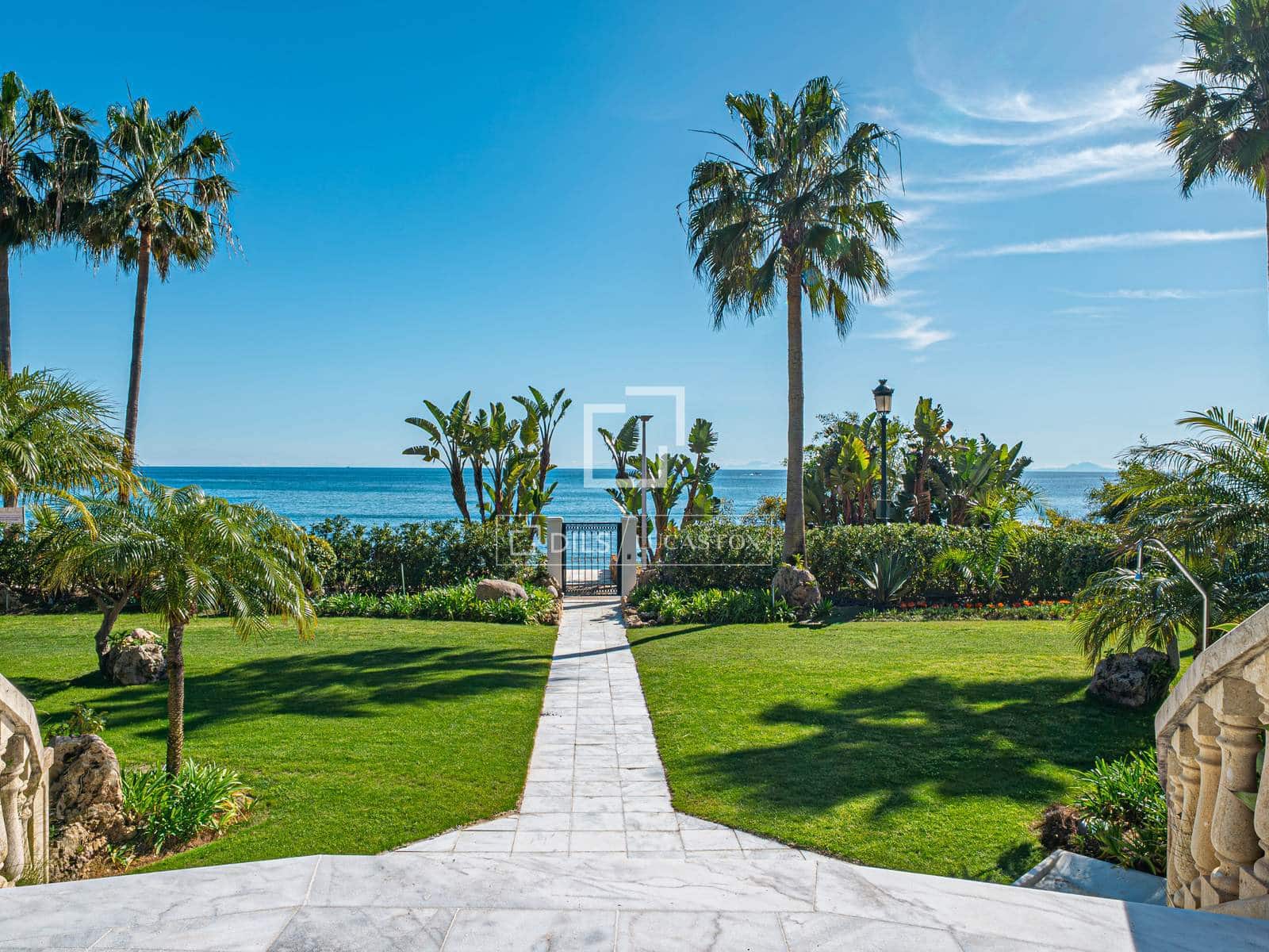 3 sovrum Lägenhet till salu i New Golden Mile med pool garage - 4 750 000 € (Ref: 10026161)