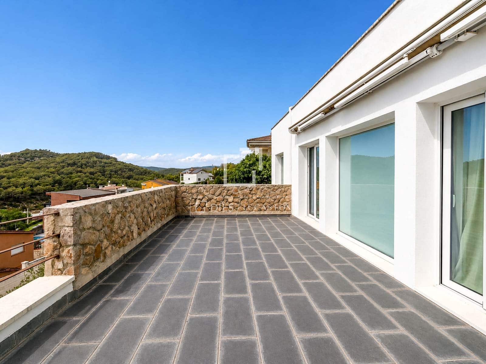 4 sovrum Villa till salu i Olivella med pool garage - 890 000 € (Ref: 10026162)