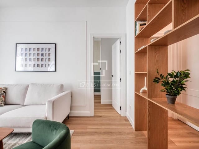 2 Zimmer Apartment zu verkaufen in Madrid Stadt mit Garage - 735.000 € (Ref: 10026249)