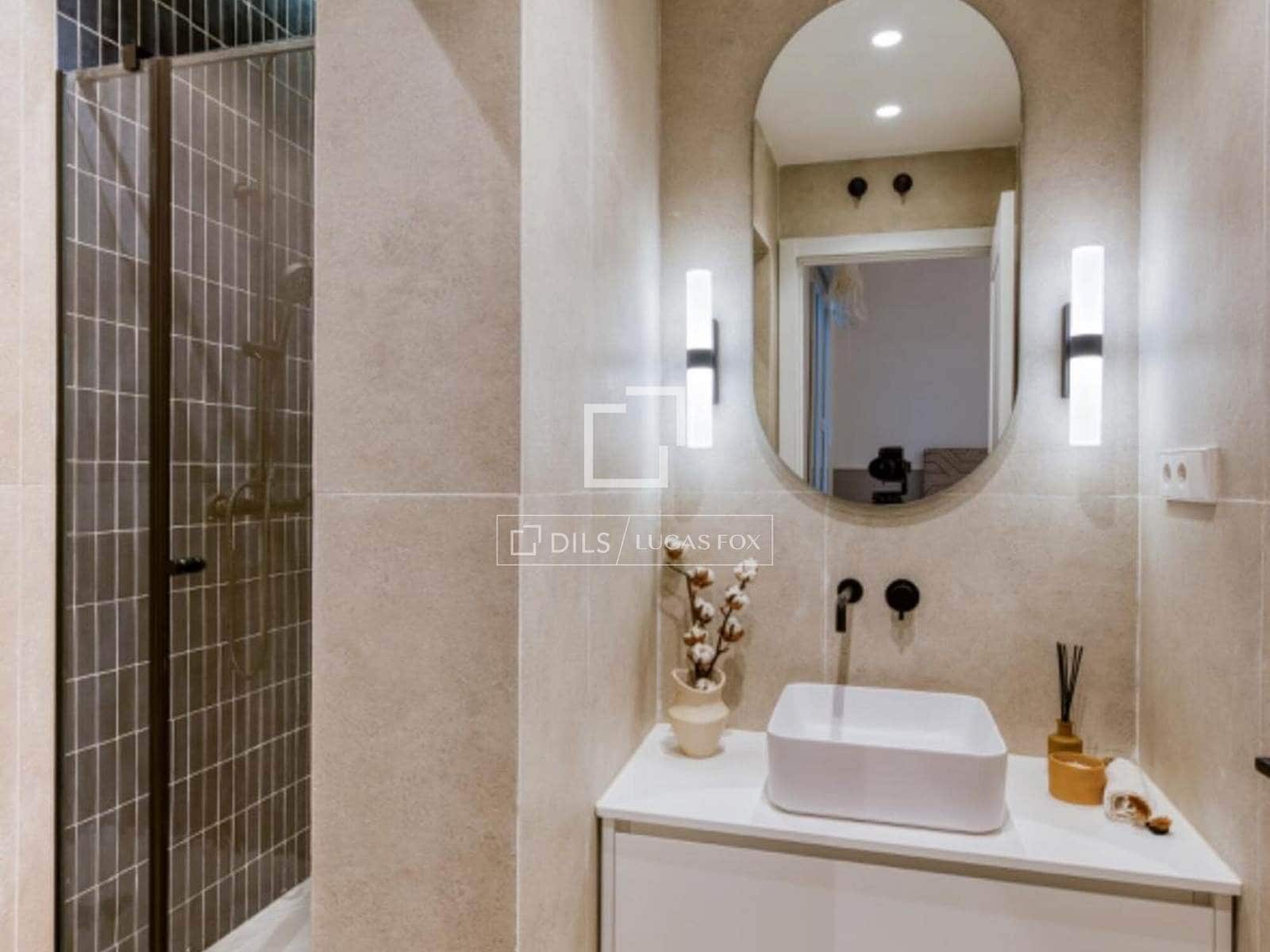 2 Zimmer Apartment zu verkaufen in Madrid Stadt mit Garage - 735.000 € (Ref: 10026249)