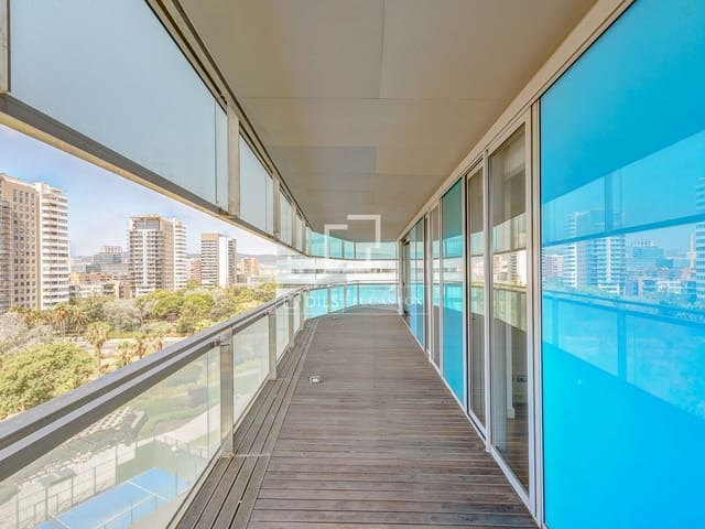 3 sypialnia Apartament na sprzedaż w Miasto Barcelona z basenem garażem - 1 595 000 € (Ref: 10026251)