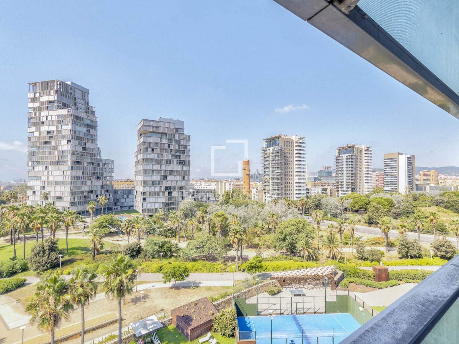 3 sypialnia Apartament na sprzedaż w Miasto Barcelona z basenem garażem - 1 595 000 € (Ref: 10026251)