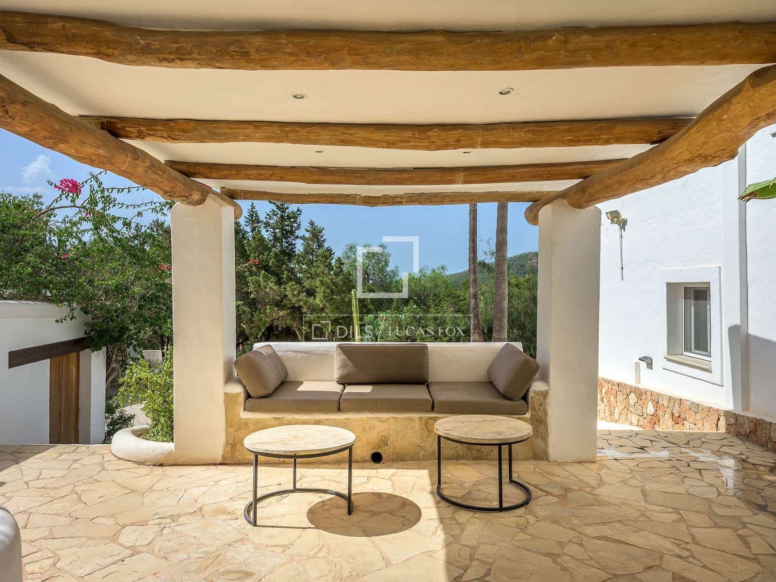 5 bedroom Villa for sale in Sant Jordi de Ses Salines with pool garage - € 2,750,000 (Ref: 10026479)