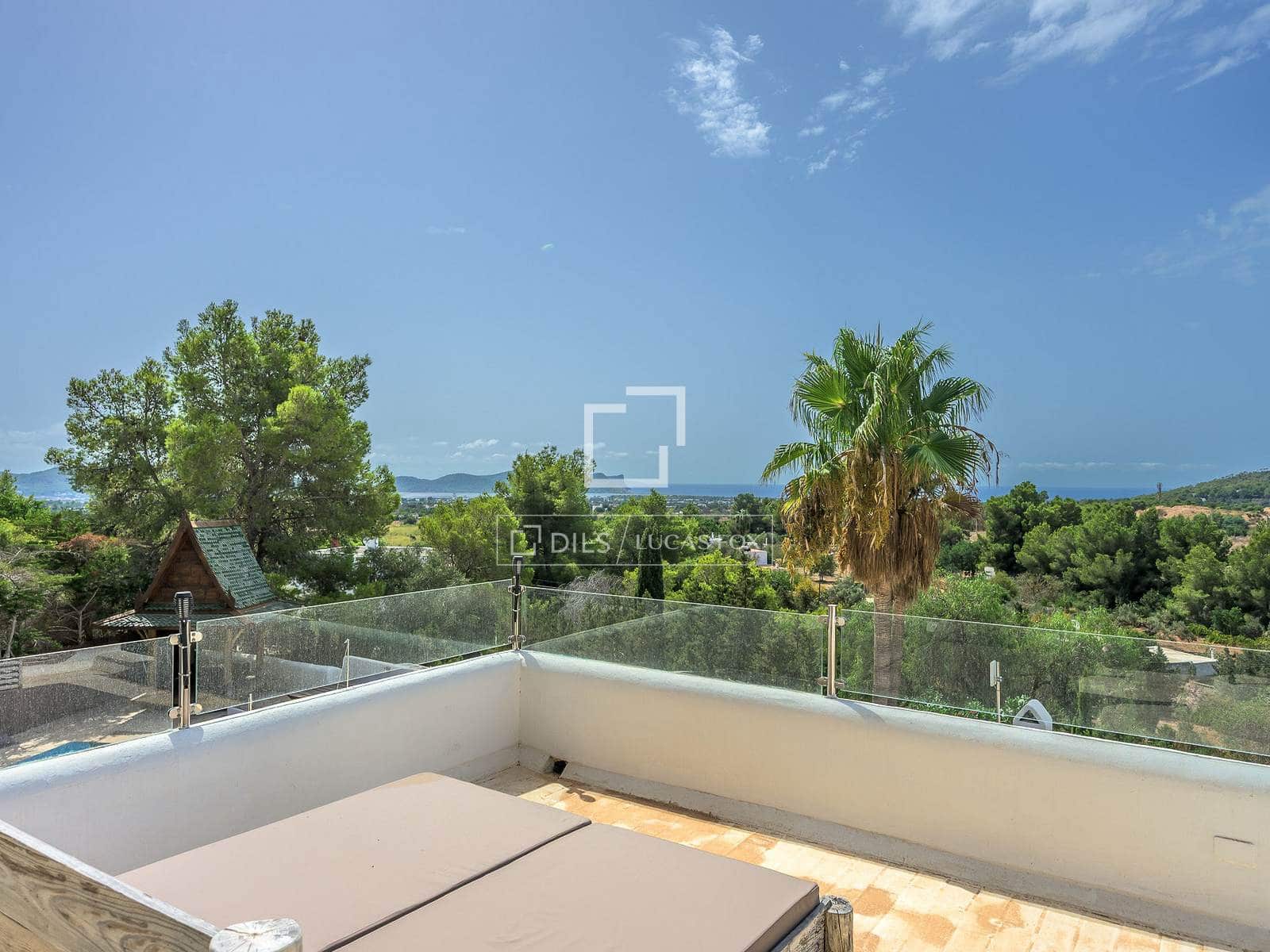 5 bedroom Villa for sale in Sant Jordi de Ses Salines with pool garage - € 2,750,000 (Ref: 10026479)