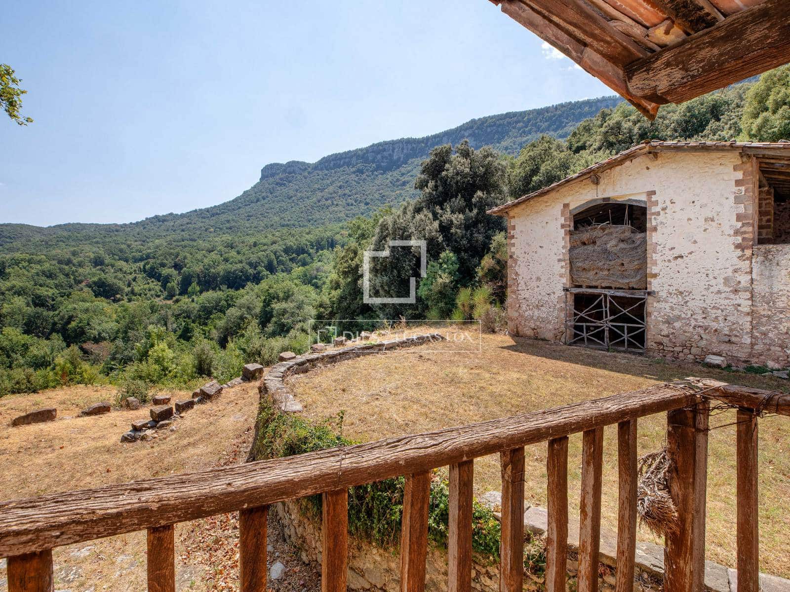 Quinta/Casa Rural para venda em Les Planes d'Hostoles - 1 250 000 € (Ref: 10026480)