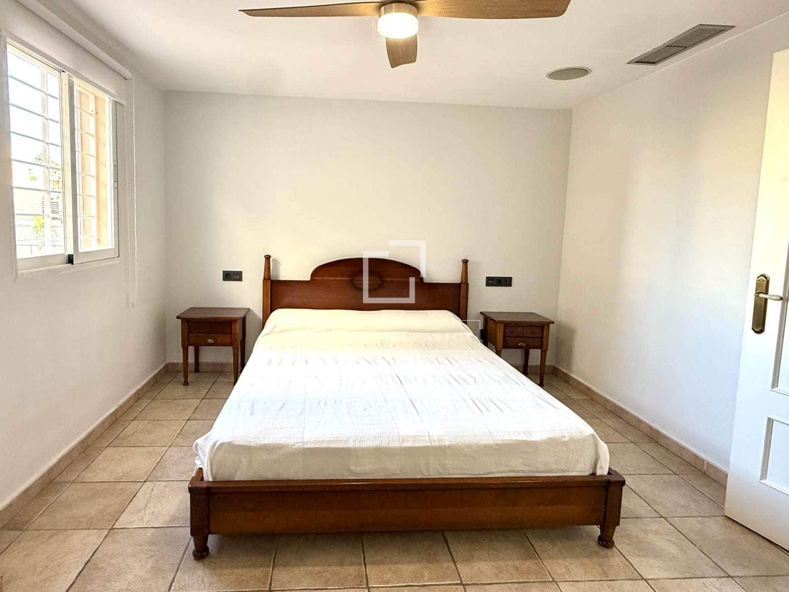 Chalet de 4 habitaciones en Alicante / Alacant ciudad en alquiler con piscina garaje - 3.500 € (Ref: 10026572)