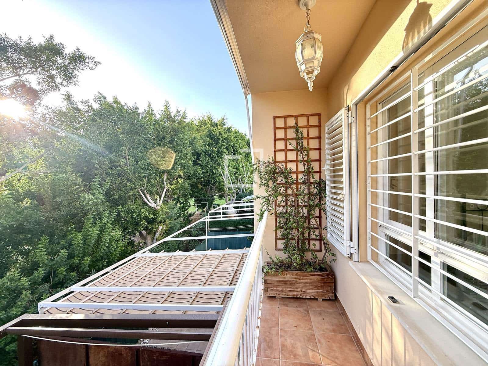 Chalet de 4 habitaciones en Alicante / Alacant ciudad en alquiler con piscina garaje - 3.500 € (Ref: 10026572)