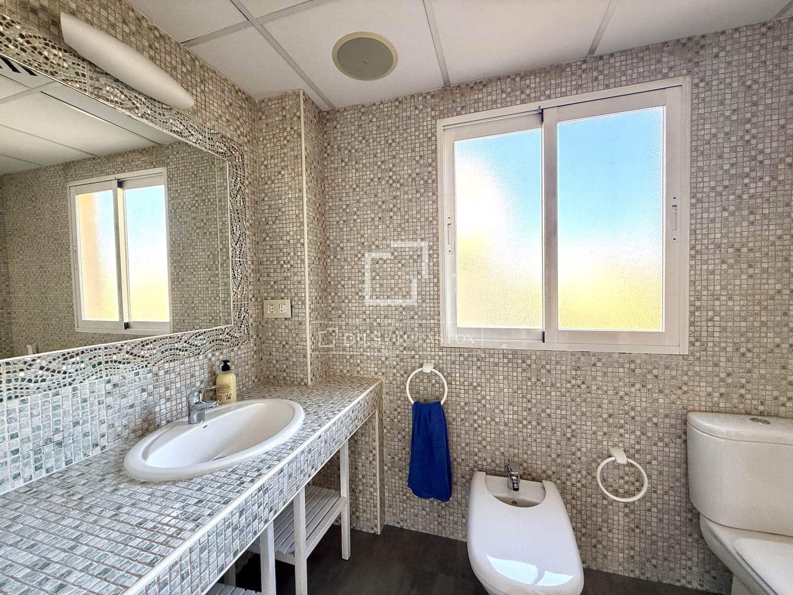 Chalet de 4 habitaciones en Alicante / Alacant ciudad en alquiler con piscina garaje - 3.500 € (Ref: 10026572)