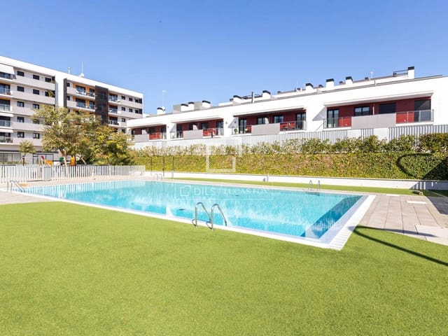 3 chambre Appartement à vendre à Sant Just Desvern avec piscine garage - 739 000 € (Ref: 10029516)
