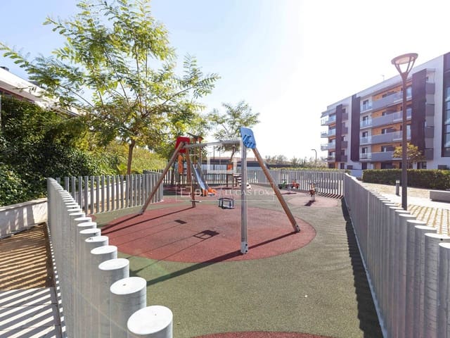 3 chambre Appartement à vendre à Sant Just Desvern avec piscine garage - 739 000 € (Ref: 10029516)