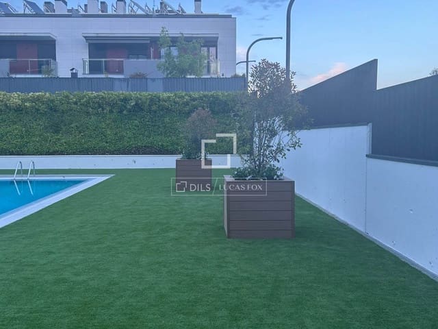 3 chambre Appartement à vendre à Sant Just Desvern avec piscine garage - 739 000 € (Ref: 10029516)