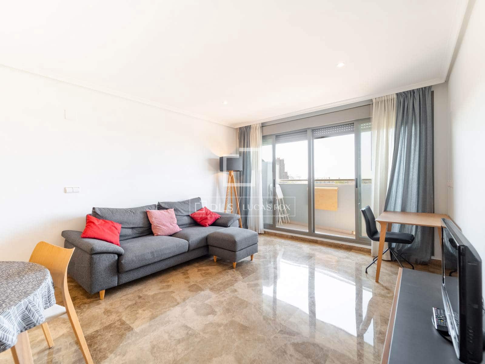 Appartement de 1 chambre à louer à Valence ville avec garage - 1 500 € (Ref: 10029675)