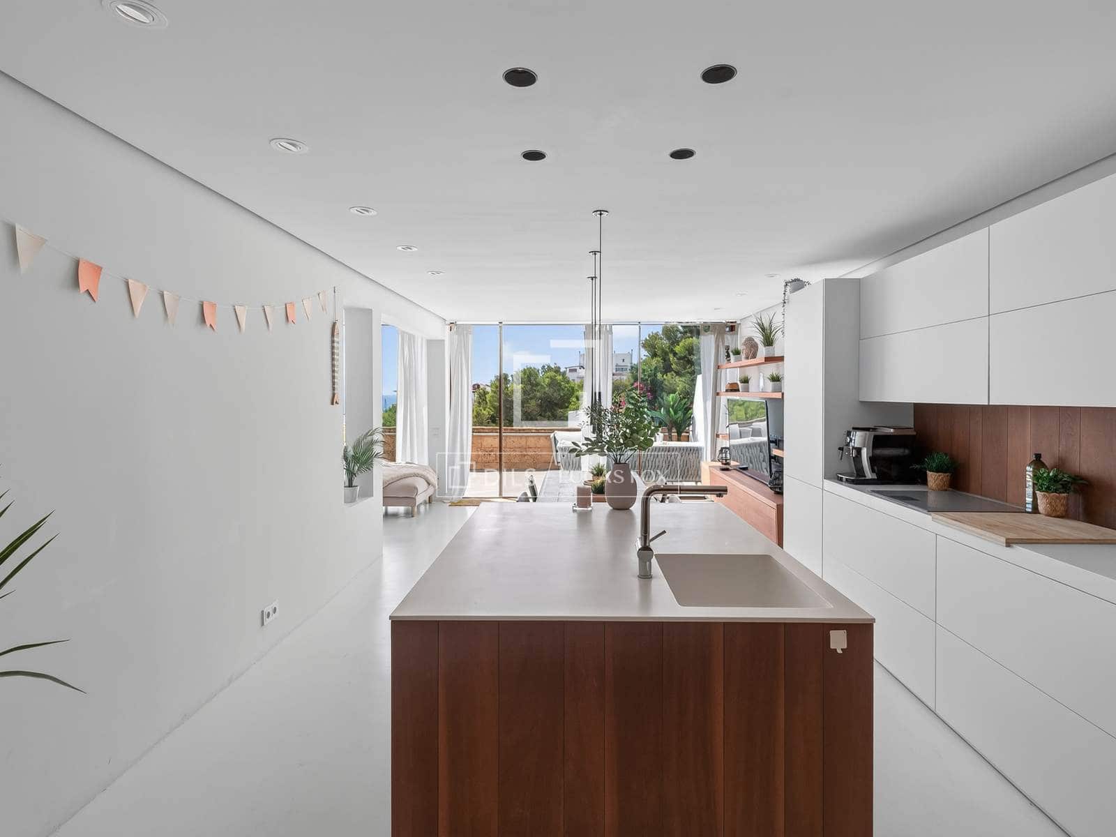 2 bedroom Apartment for sale in Calvia with pool garage - € 1,150,000 (Ref: 10030873)