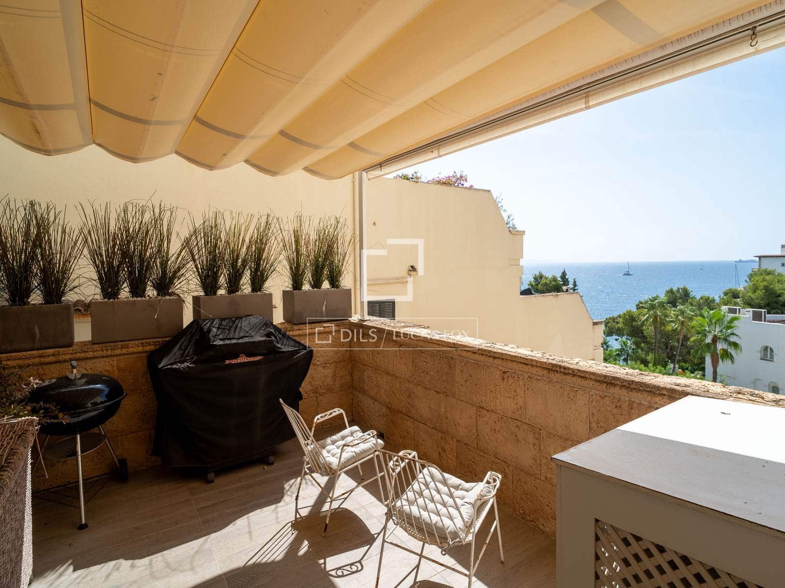 2 bedroom Apartment for sale in Calvia with pool garage - € 1,150,000 (Ref: 10030873)