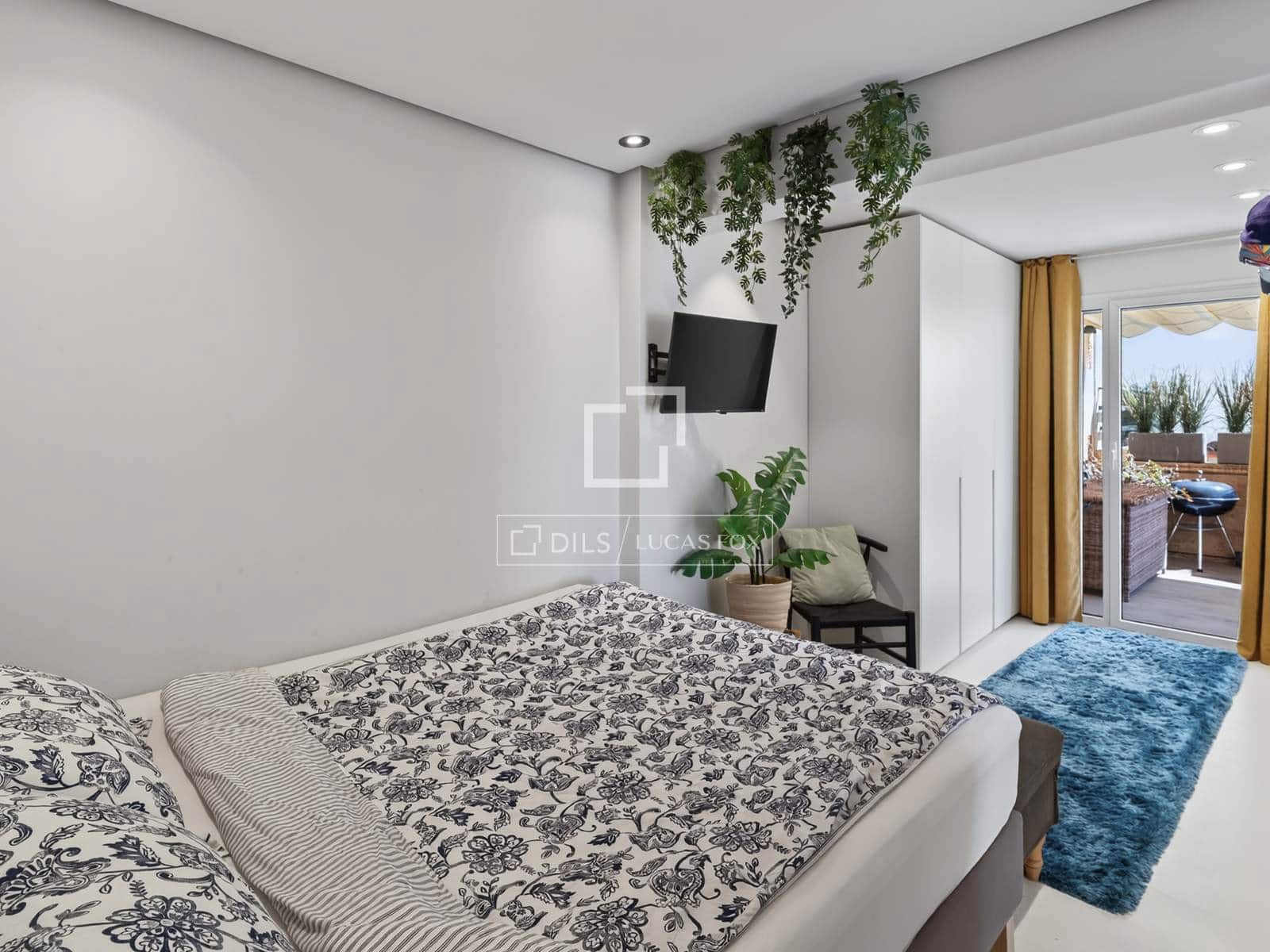 2 bedroom Apartment for sale in Calvia with pool garage - € 1,150,000 (Ref: 10030873)