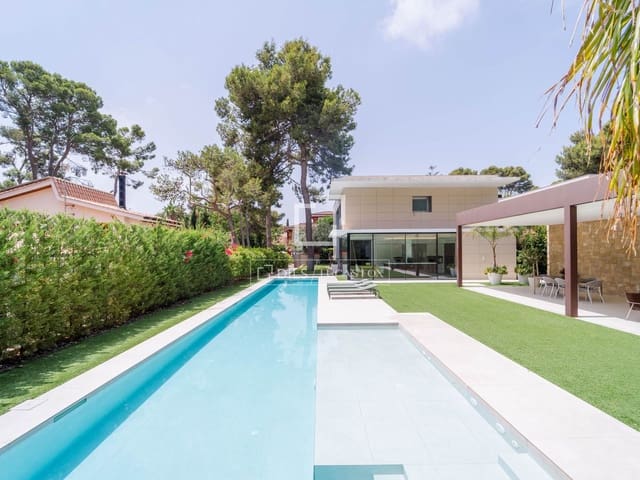 4 soverom Villa til salgs i Campolivar, Godella med svømmebasseng garasje - € 2 000 000 (Ref: 10030874)