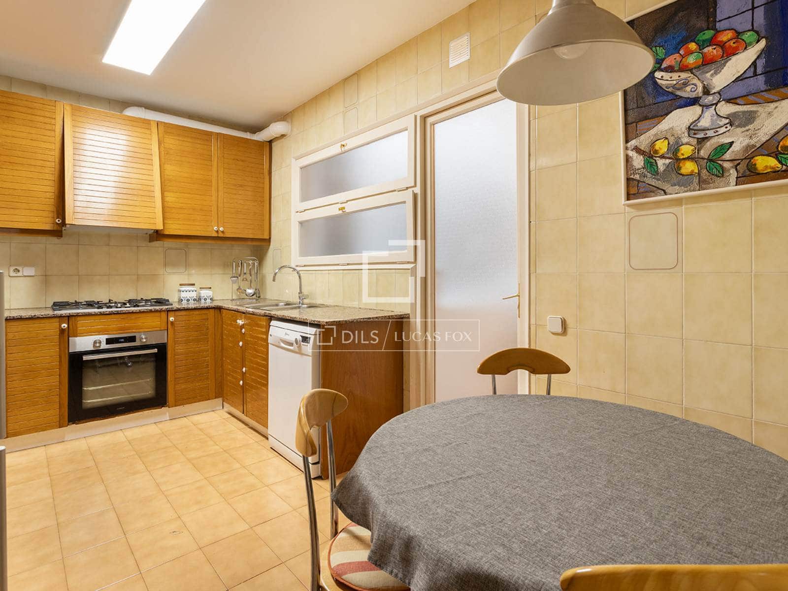 Apartamento de 4 habitaciones en Barcelona ciudad en venta con garaje - 985.000 € (Ref: 10030875)