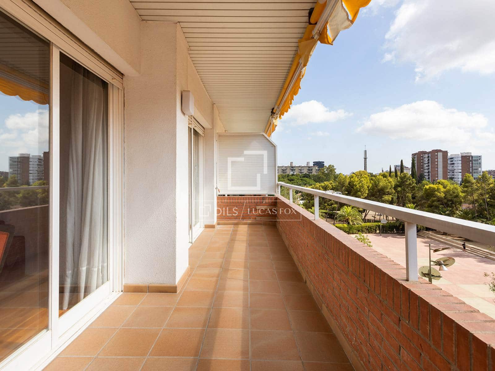 Apartamento de 4 habitaciones en Barcelona ciudad en venta con garaje - 985.000 € (Ref: 10030875)