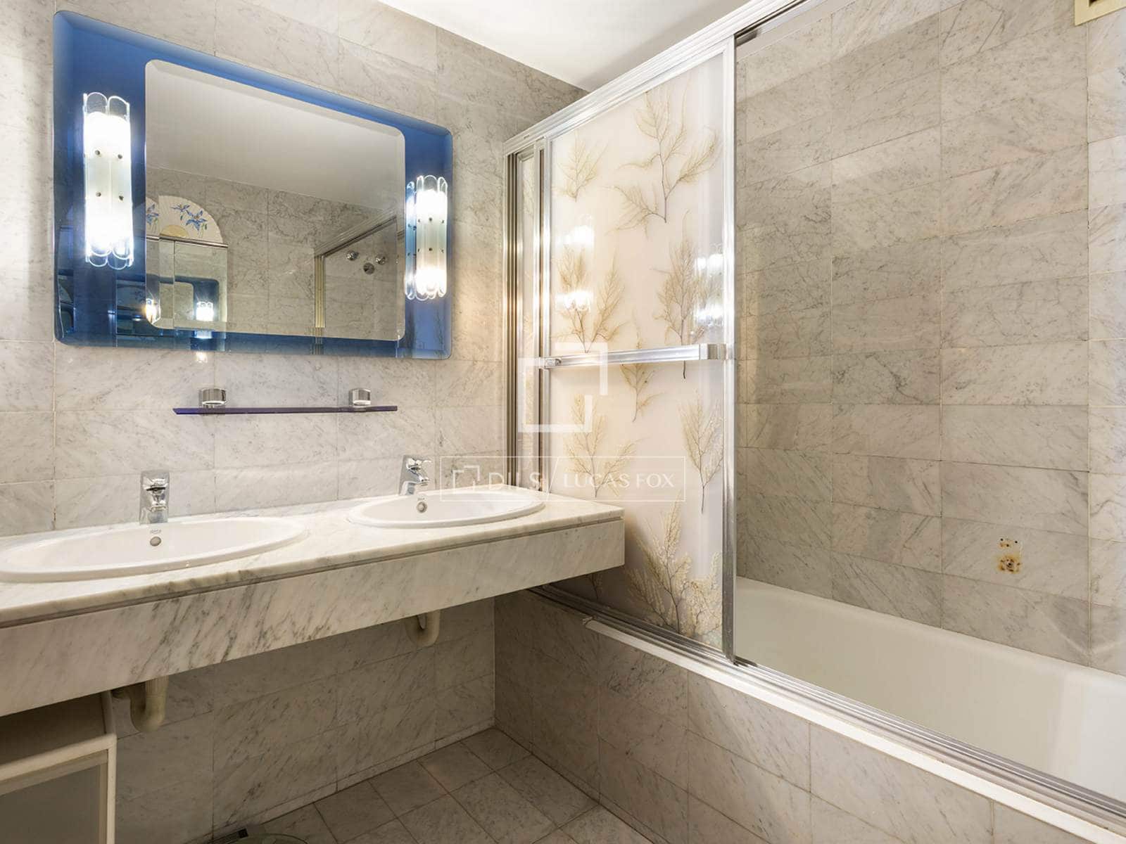Apartamento de 4 habitaciones en Barcelona ciudad en venta con garaje - 985.000 € (Ref: 10030875)