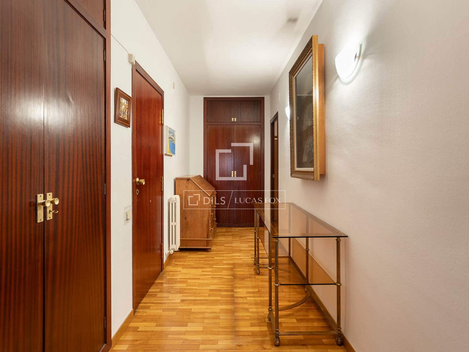 Apartamento de 4 habitaciones en Barcelona ciudad en venta con garaje - 985.000 € (Ref: 10030875)