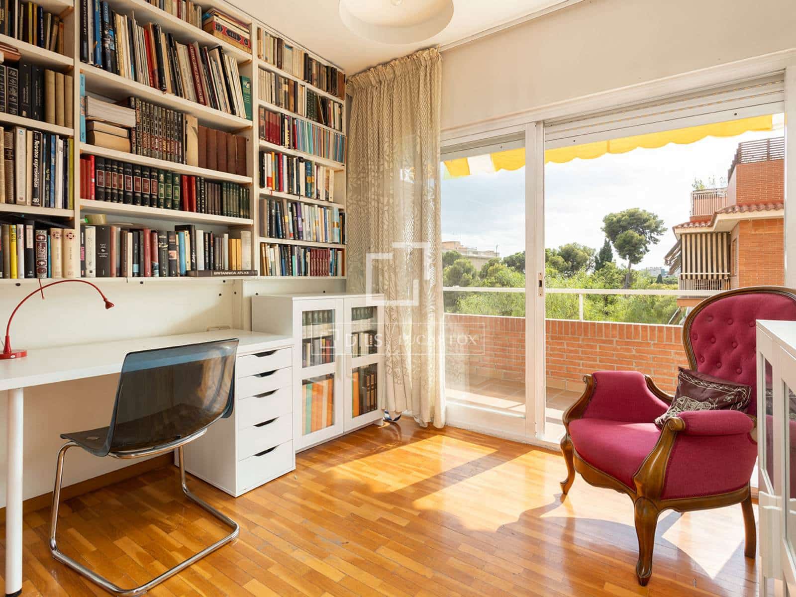 Apartamento de 4 habitaciones en Barcelona ciudad en venta con garaje - 985.000 € (Ref: 10030875)