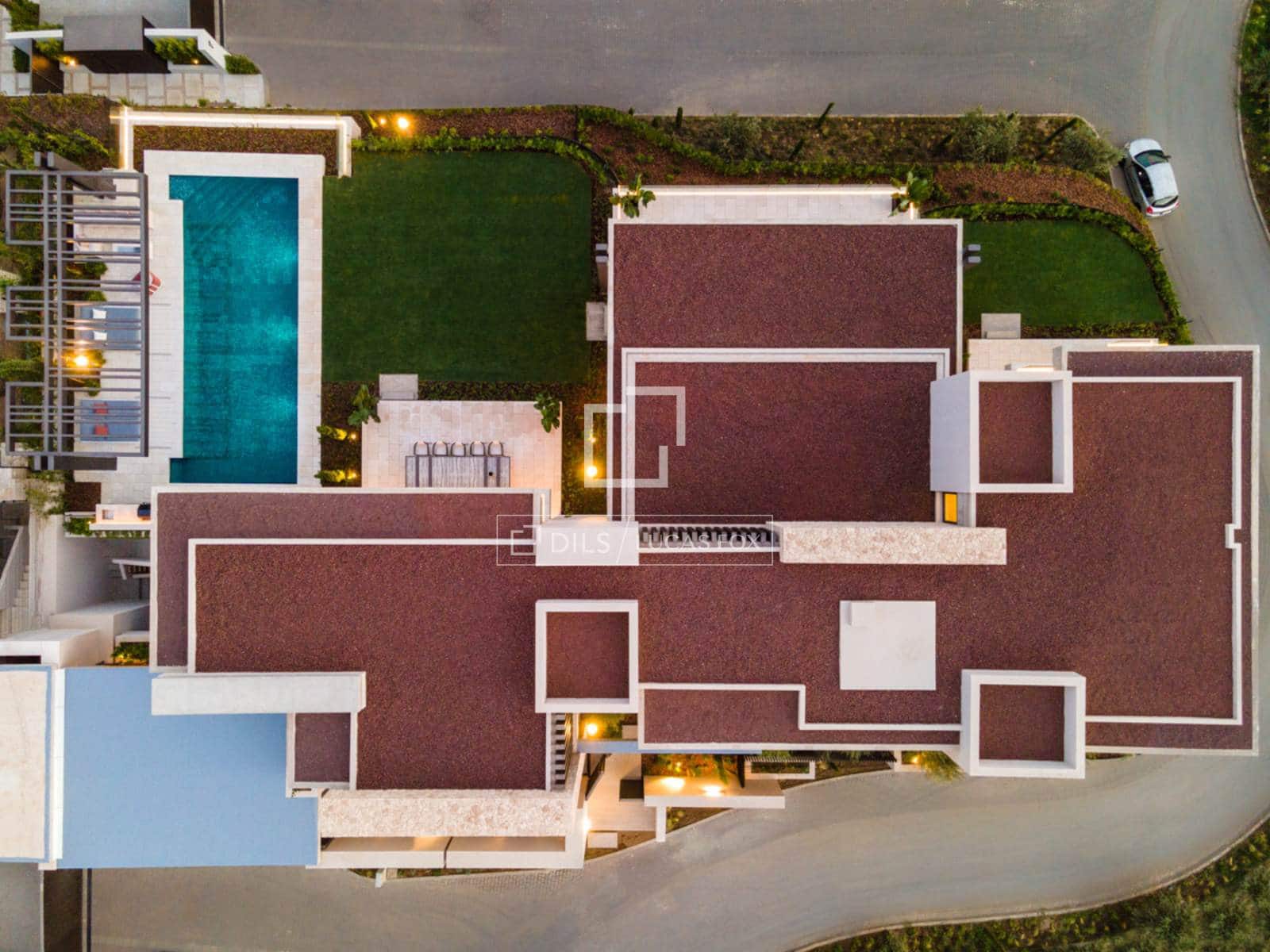 7 quarto Moradia para venda em Marbella com piscina garagem - 9 950 000 € (Ref: 10031150)
