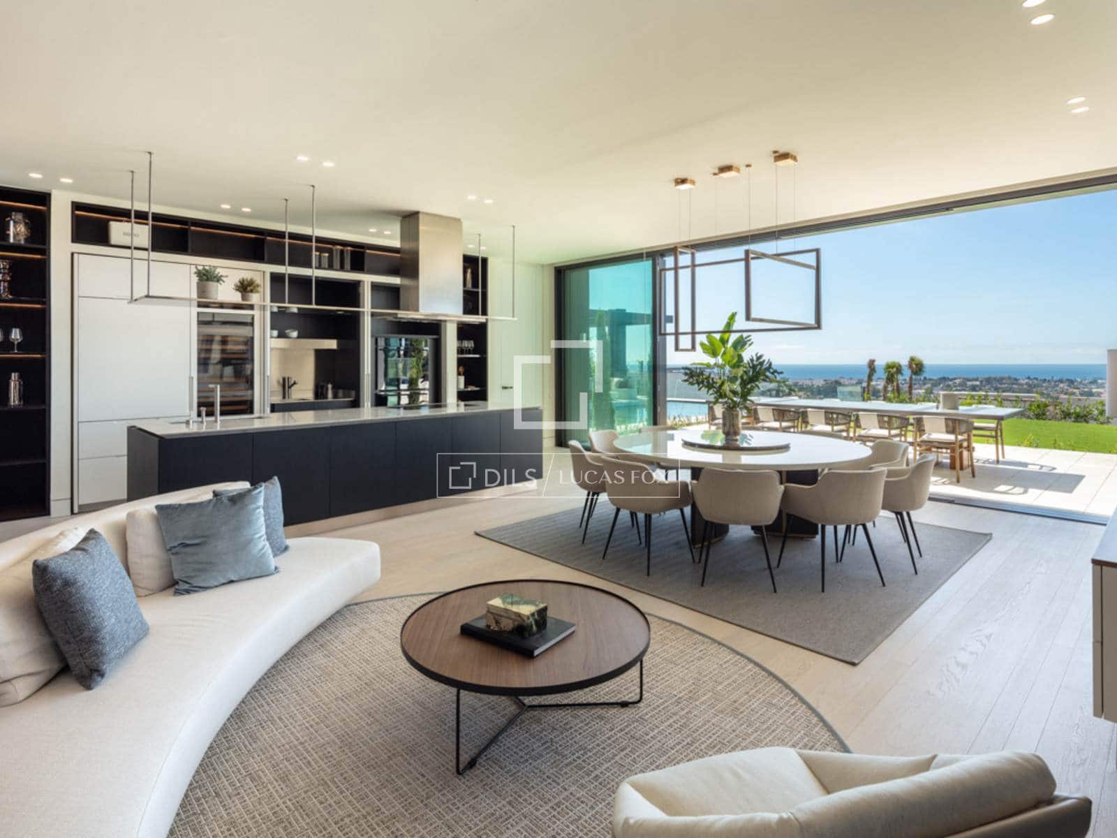 7 quarto Moradia para venda em Marbella com piscina garagem - 9 950 000 € (Ref: 10031150)