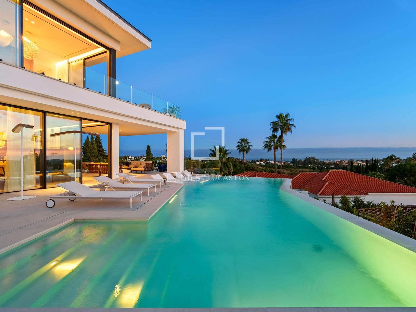 5 bedroom Villa for sale in Marbella with pool garage - € 5,195,000 (Ref: 10031151)