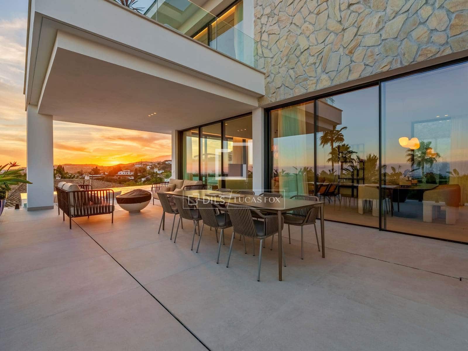 5 bedroom Villa for sale in Marbella with pool garage - € 5,195,000 (Ref: 10031151)