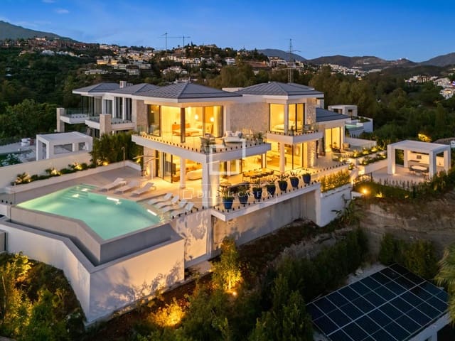 5 bedroom Villa for sale in Marbella with pool garage - € 5,195,000 (Ref: 10031151)