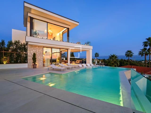 5 bedroom Villa for sale in Marbella with pool garage - € 5,195,000 (Ref: 10031151)